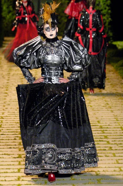 Look 8